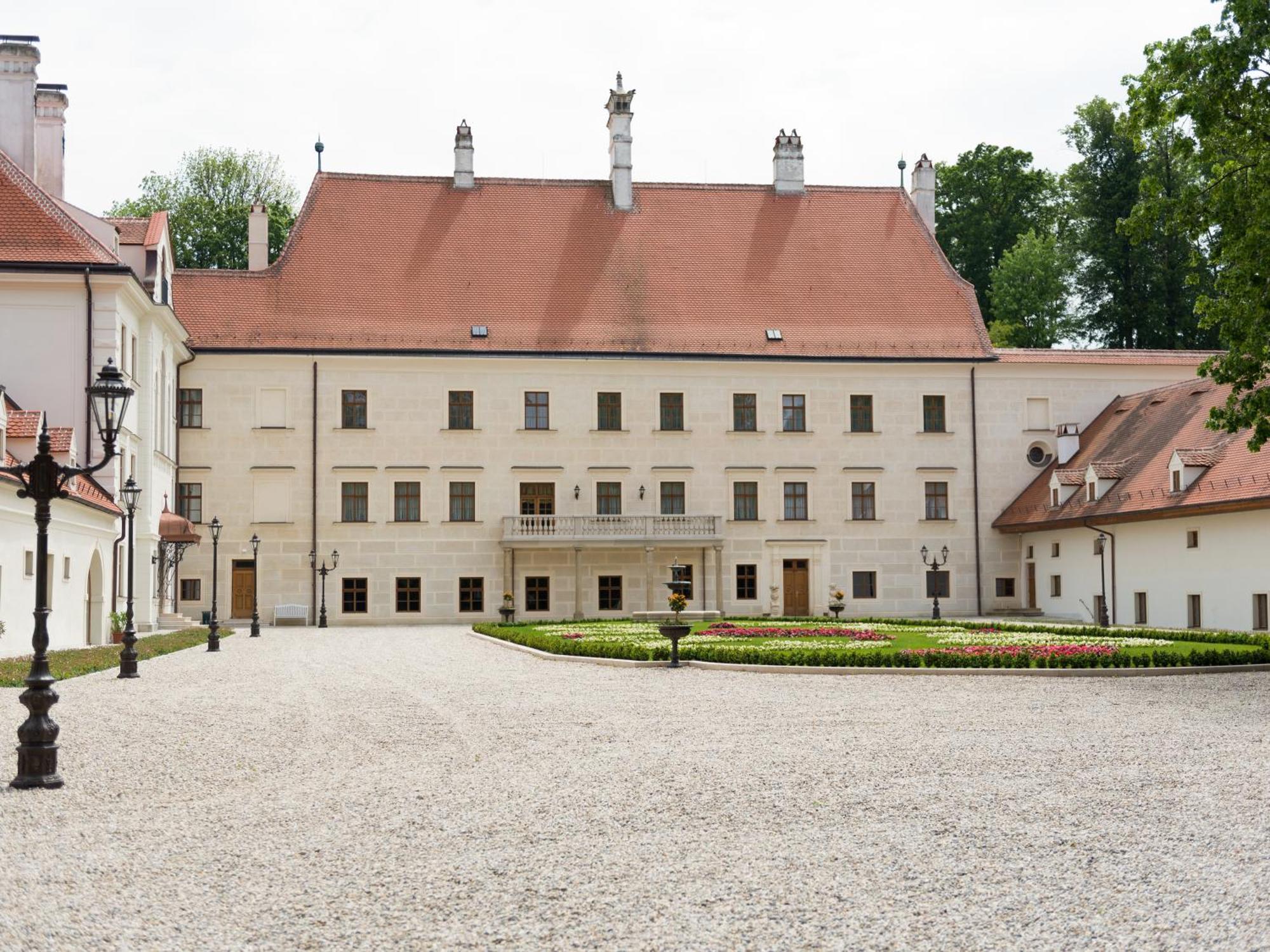 Schloss Thalheim 圣珀尔滕 外观 照片
