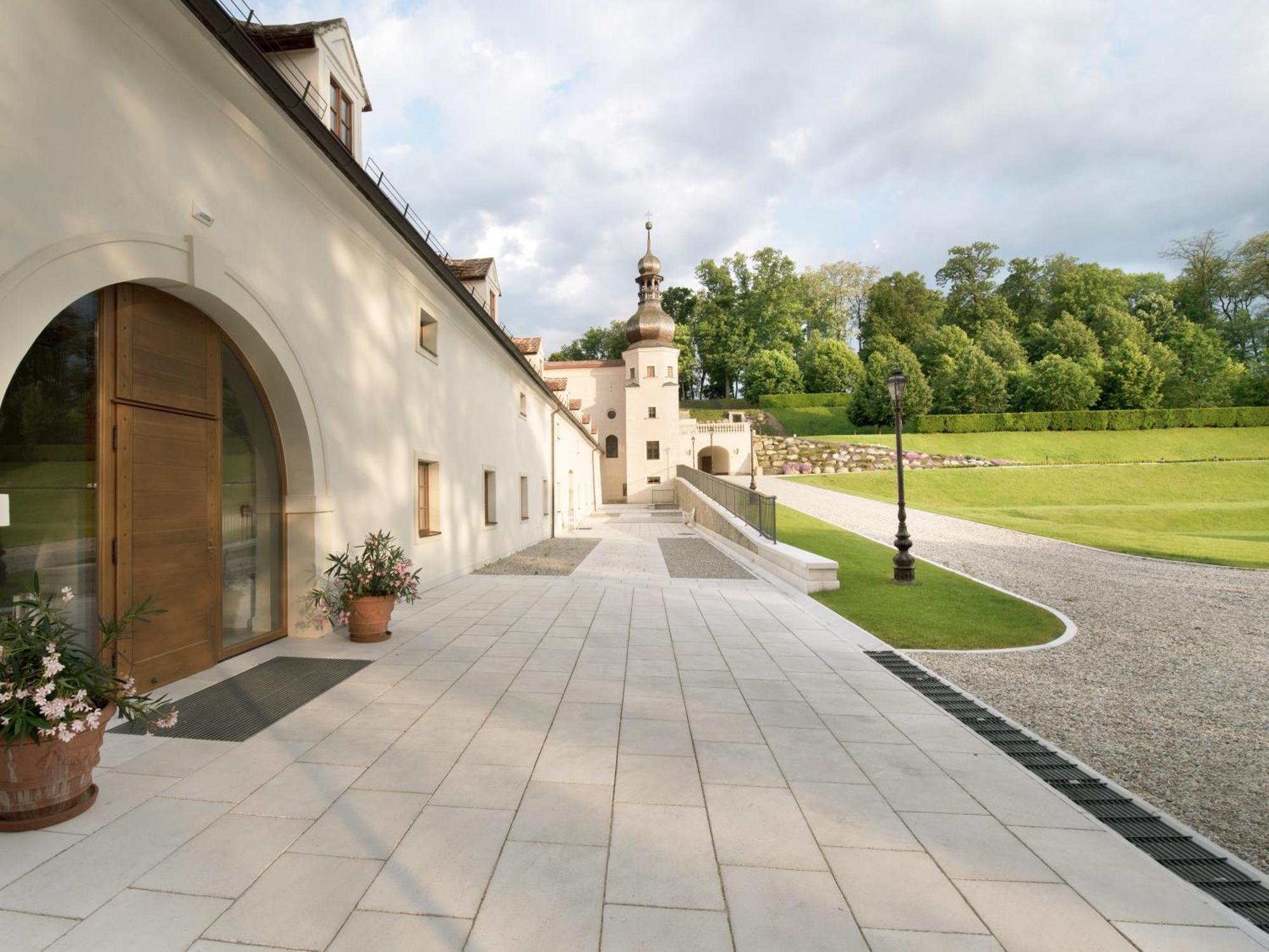 Schloss Thalheim 圣珀尔滕 外观 照片