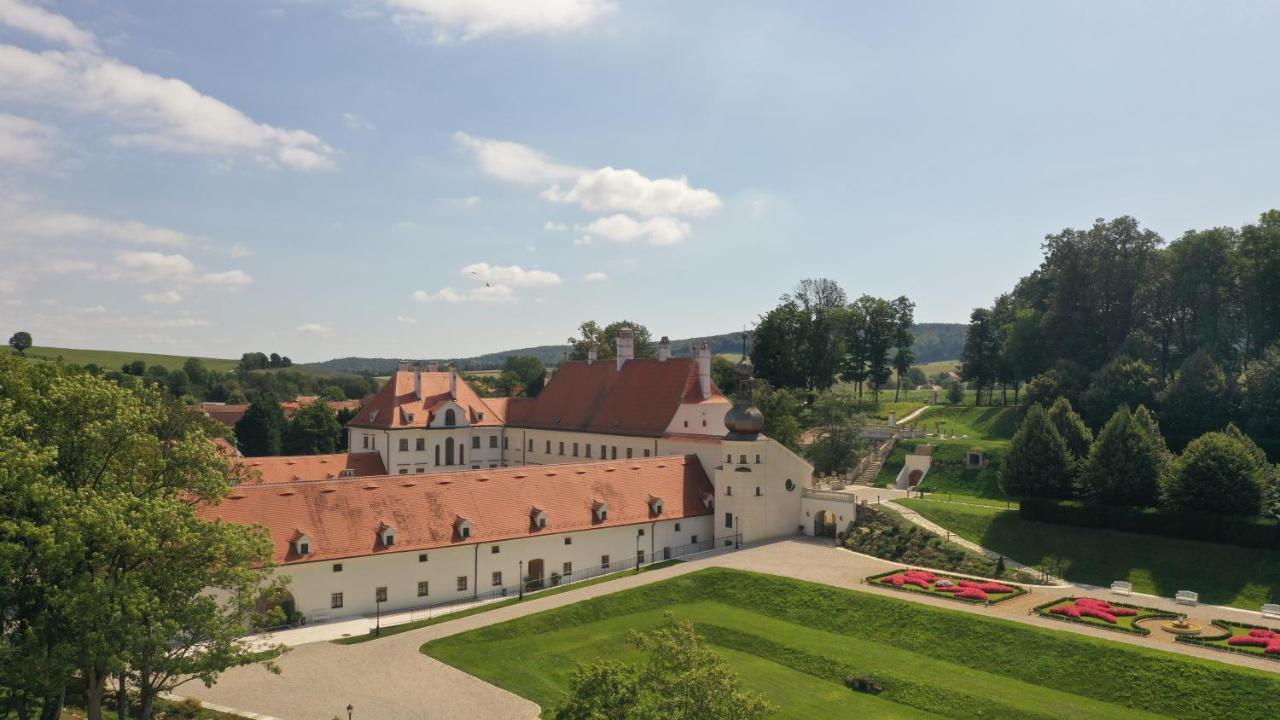 Schloss Thalheim 圣珀尔滕 外观 照片